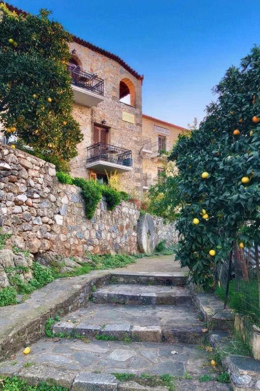 Kastro Aggeliki Apartment Kardamyli Exterior photo